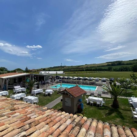 Quattro Stagioni Hotel Fano Kültér fotó