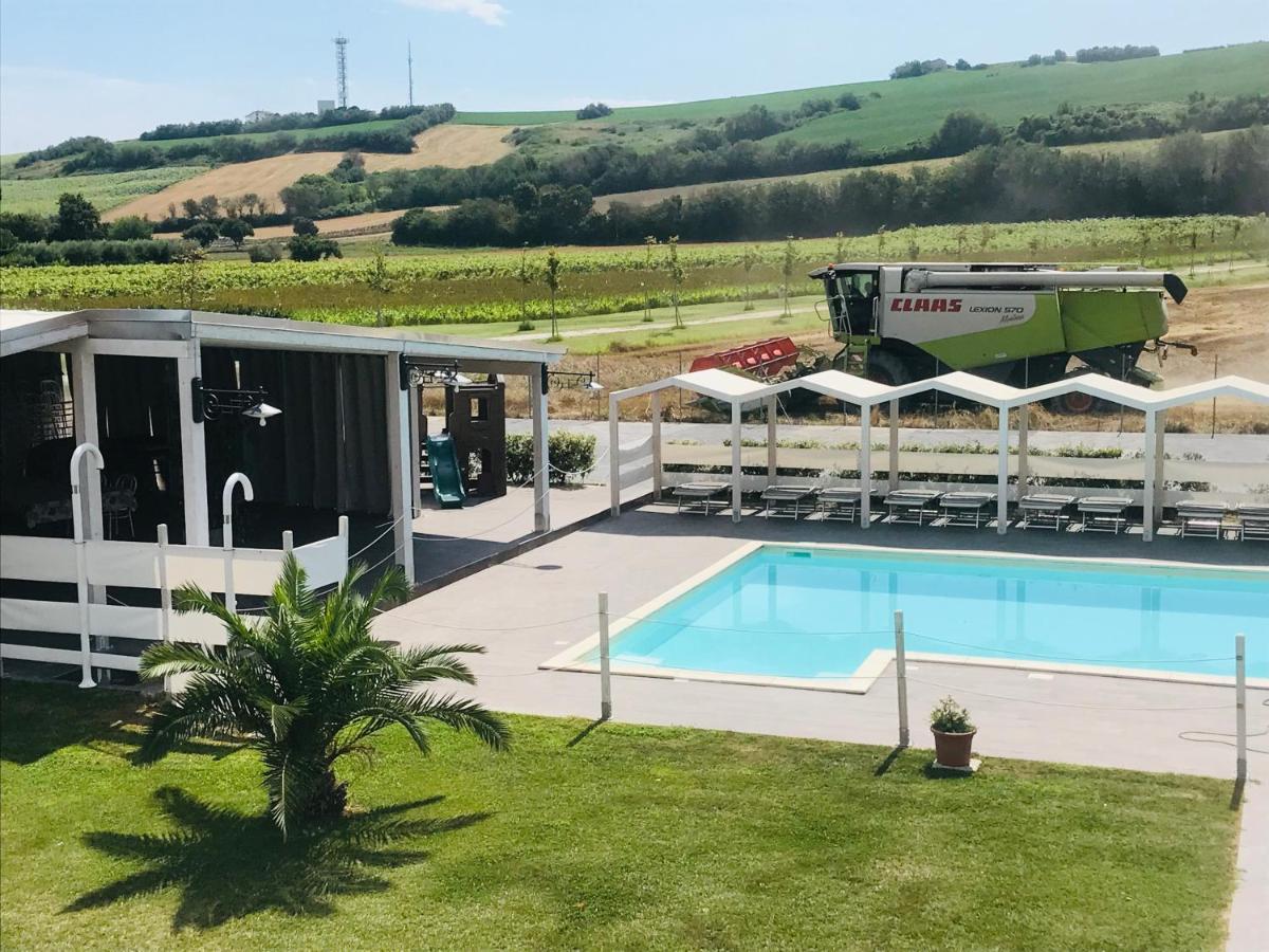Quattro Stagioni Hotel Fano Kültér fotó